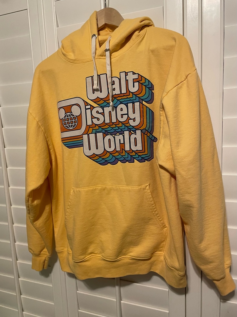Walt Disney World  Retro Logo Hoodie, size L
